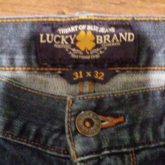 Lucky Brand Blue Jeans, size 31x32 Authentic Skinny. Dark blue PERFECT CONDITION - Picture 2 of 6